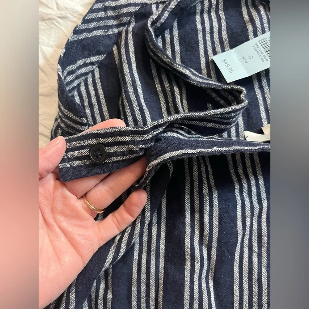 LOFT Striped Navy and White Women's Tank Top w Button Straps Size 0 Petite NWT - Picture 10 of 13